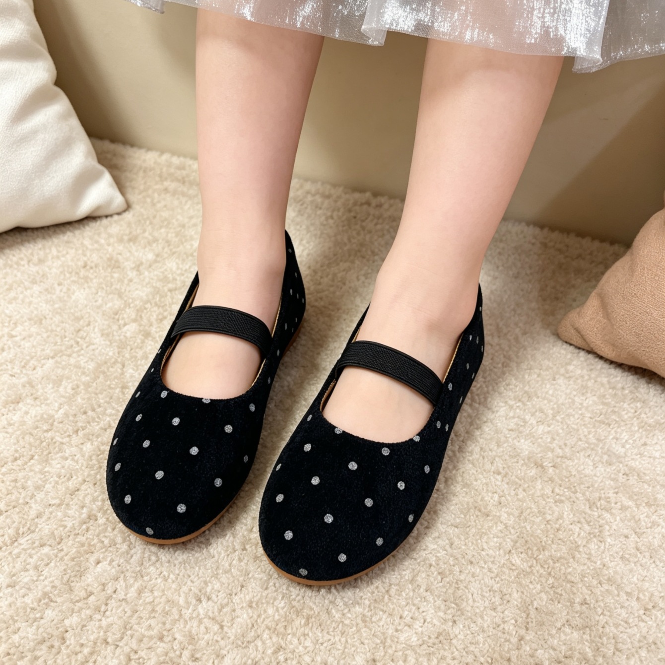 Cross-border children's shallow dance shoes, black polka dot Mary Jane shoes for girls, direct from the factory, dropshipping available