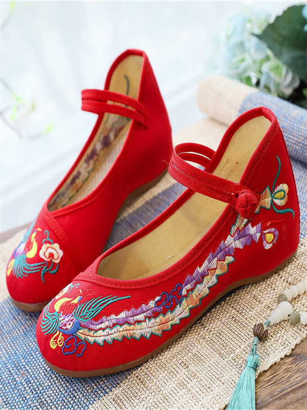 Hanfu Shoes, Wedding Shoes, Traditional Beijing Cloth Shoes for Women, 2026 Spring New Ethnic Style Embroidered Shoes, Red Dance Shoes, Versatile