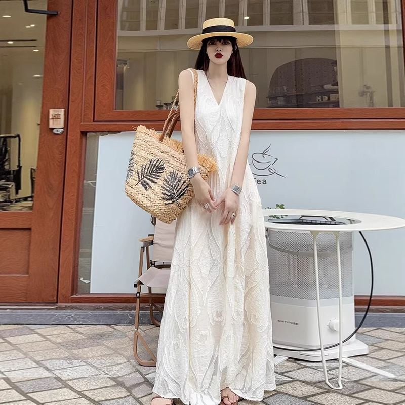 Extended-Length, High-End, Elegant Embroidered Ankle-Length Dress, Simple and Loose-Fitting, Plus-Size, Slimming French-Style Long Dress