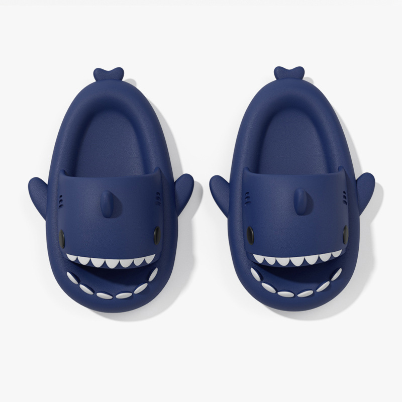 Sandalias para niños de tiburón transfronterizo sandalias niños 2023 de verano nuevos niños EVA Luz de mierda sensación casa zapatillas niñas