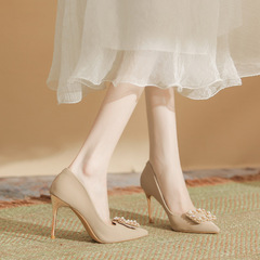 French high heels for women 2023 spring and autumn new fashion versatile temperament gentle niche bridesmaid thin heel pointed toe single shoes