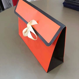 围巾;披肩;丝巾