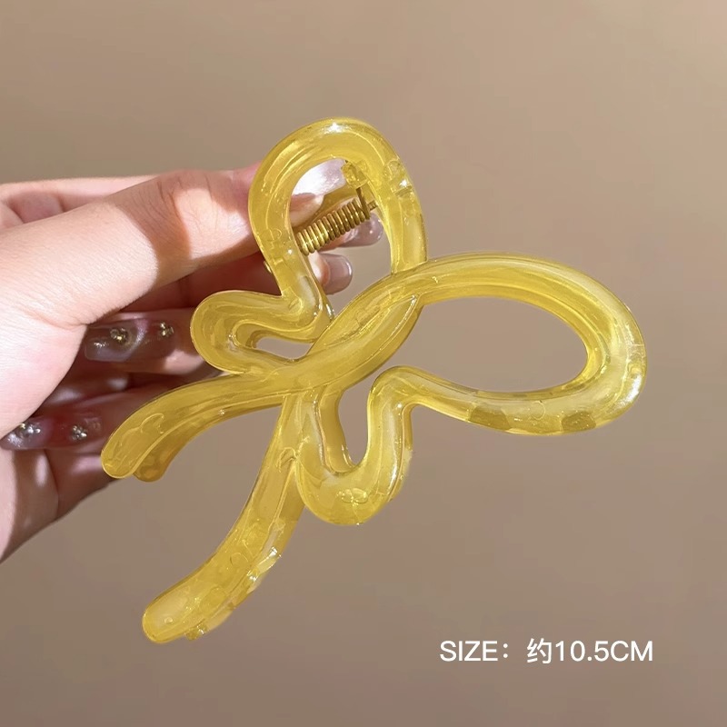 De alta calidad de felpa marrón horquilla hacia atrás cabeza clip de pelo tocado femenino otoño e invierno Gran Tiburón peludo horquilla