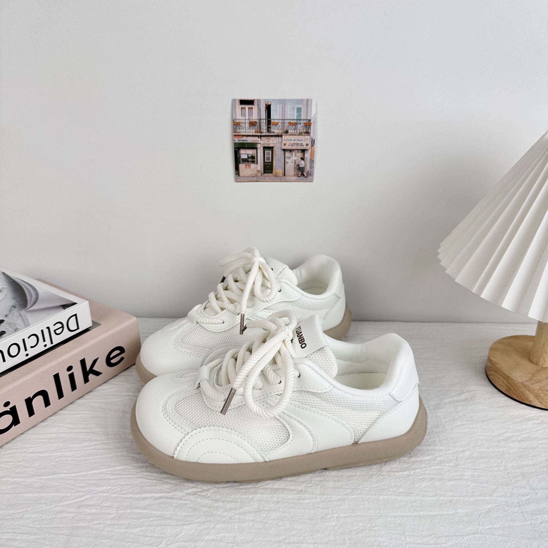 Zapatos blancos de fondo grueso de ondas largas, zapatos de skate de nicho para mujeres, 2025 nuevos zapatos casuales de mujer, zapatos de pan de verano image 4