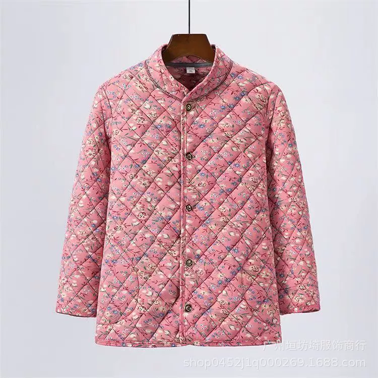 Всесезонное пальто из верблюжьей шерсти и хлопка, очень большое и толстое, мягкое и теплое, хлопковая куртка с цветочным принтом для женщин среднего и старшего возраста, оптовая продажа, утолщенное и теплое.