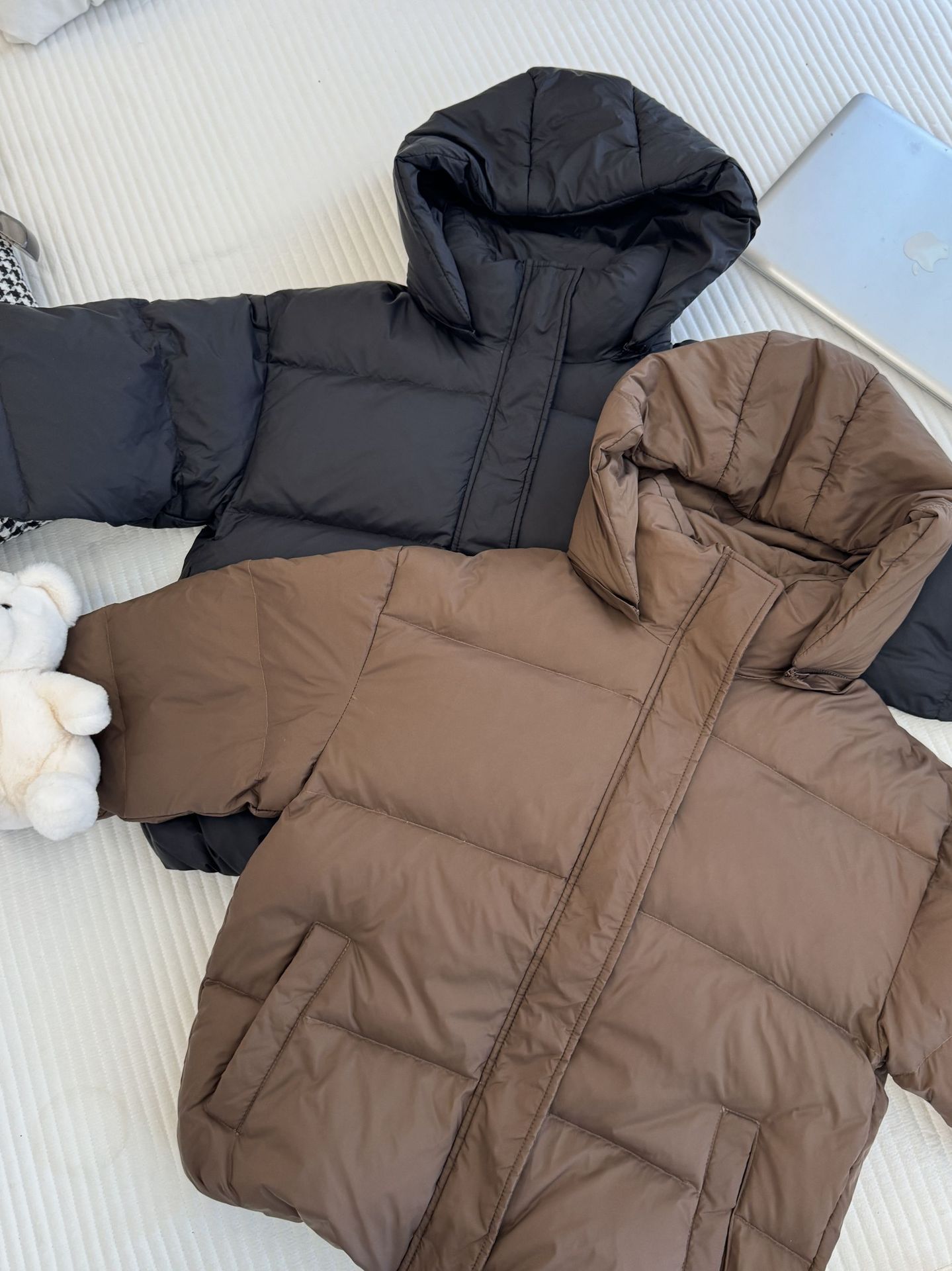 2024 nuevo chaqueta de plumón para mujeres gruesa corta chaqueta de pan pequeño chaqueta de invierno de color sólido