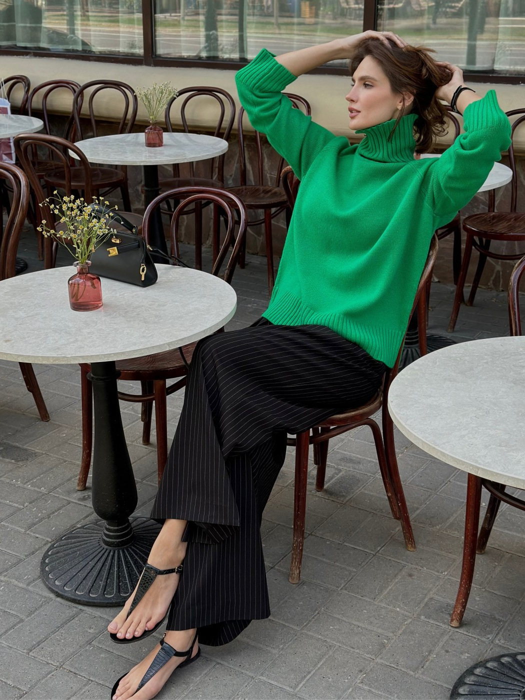 Suéter de cuello alto estilo europeo y americano, otoño-invierno 2025, elegante, versátil, de color liso, con manga raglán, diseño para mujer, longitud media. image 6