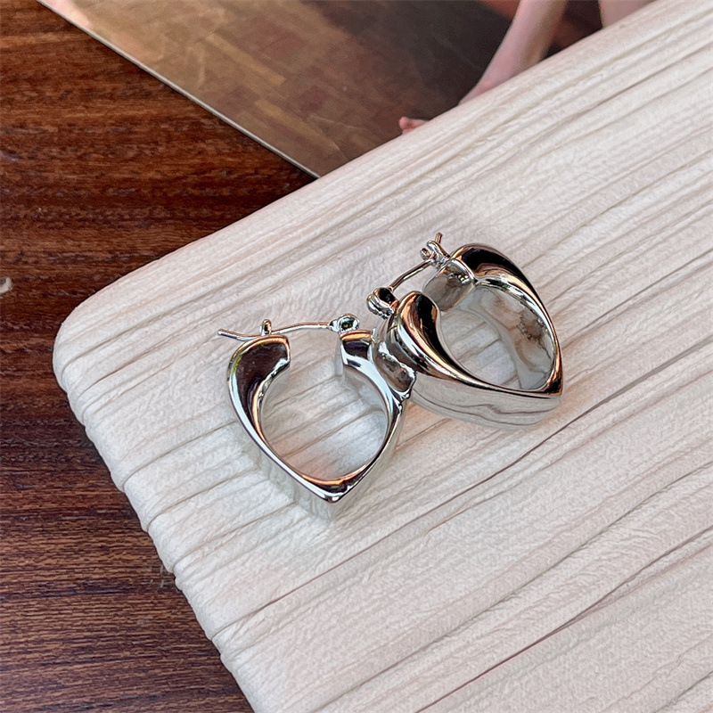 Fashion Heart Shape Copper Plating Earrings 1 Pair