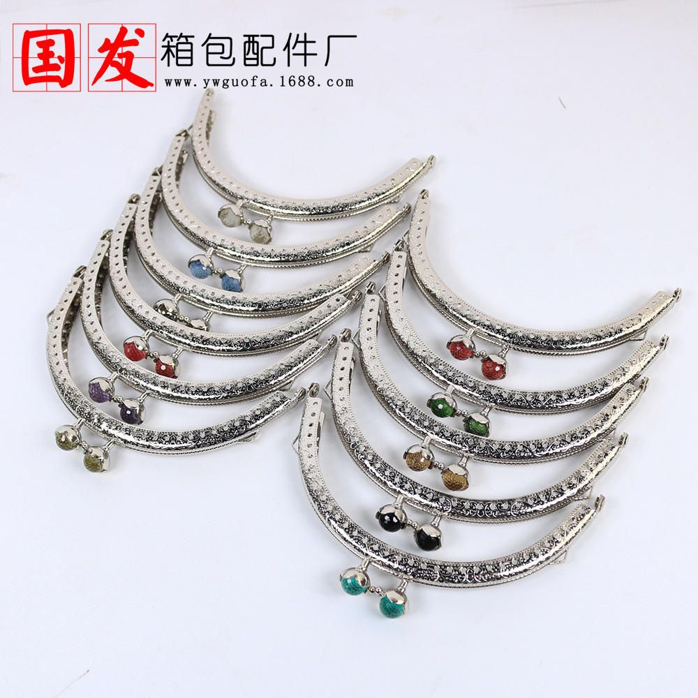 12.5CM semicircular estampado de coral de borde plano oro y plata