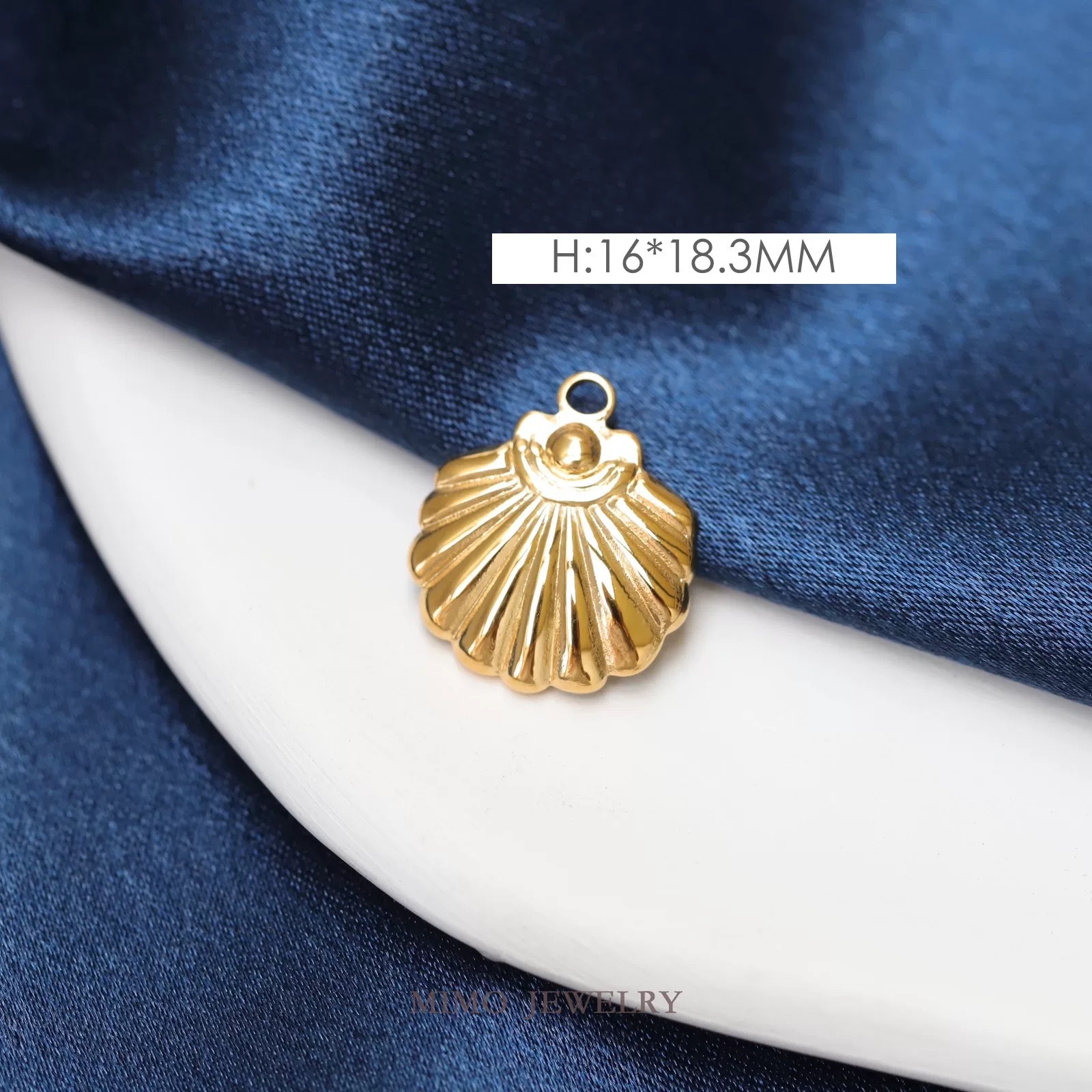 1 Pieza Acero Titanio Geométrico Forma De Corazón Mariposa Colgante display picture 13