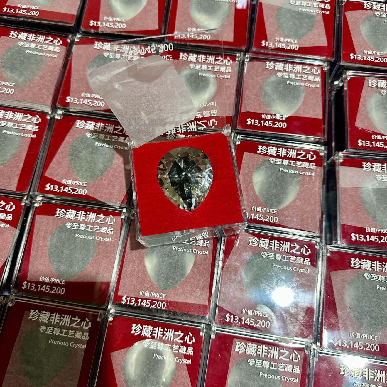 Delta Force game peripheral, Heart of Africa model, 1:1 replica physical collectible, gemstone gift.