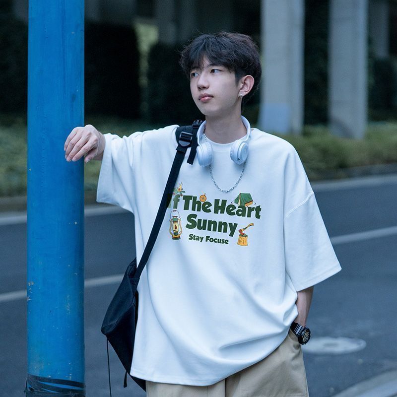 源头厂家夏季短袖t恤男士新款潮牌宽松青少年学生潮流半袖白上衣