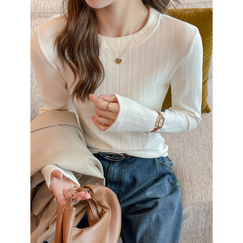 New threaded small round neck base shirt for women with high-end autumn and winter long-sleeved T-shirt for German velvet tops on the outside