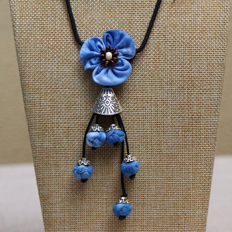 Yunnan Ethnic Style Fabric Tie-Dye Necklace Dali Blue Dye Necklace Flower Retro Art Pendant