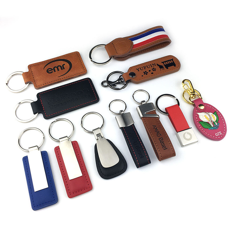 Keychain de cuero puede personalizar etiqueta de cuero PU logotipo de ropa accesorios llaveros etiqueta de cuero de moda personalizada