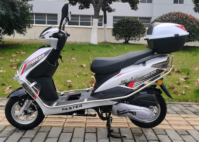 28e8c0453231240e0634d398c4e371