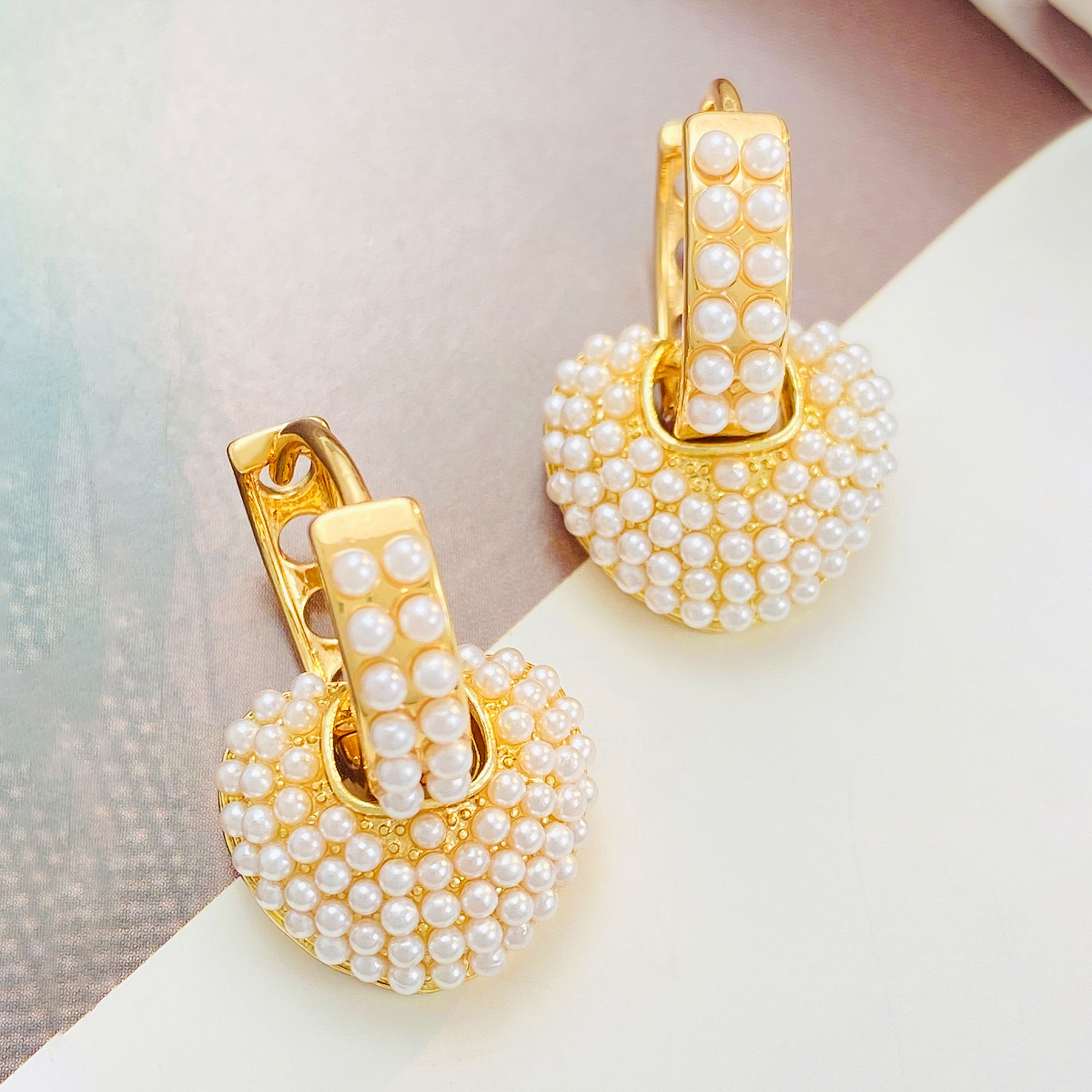 Women's Gender 1 Pair Elegant Retro Heart Shape Plating Inlay Alloy Artificial Pearls Earrings