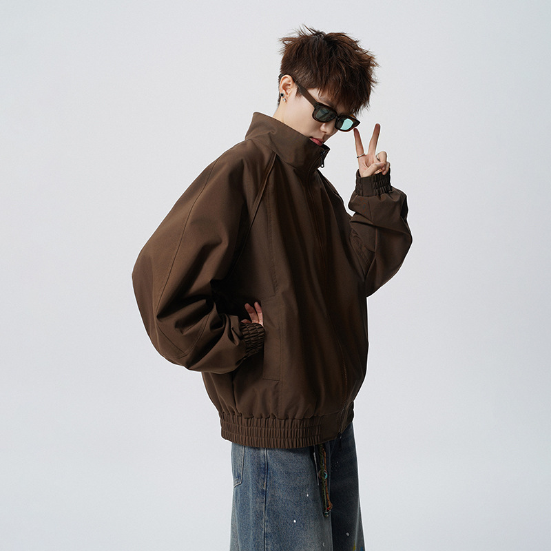 Manufacturer's Spring American-Style High Street Men's Trendy Retro Stand-Collar Casual Loose Jacket for Spring and Autumn, Versatile Men's Outerwear Manufacturer's Spring American-Style High Street Men's Trendy Retro Stand-Collar Casual Loose Jacket for Spring and Autumn, Versatile Men's Outerwear