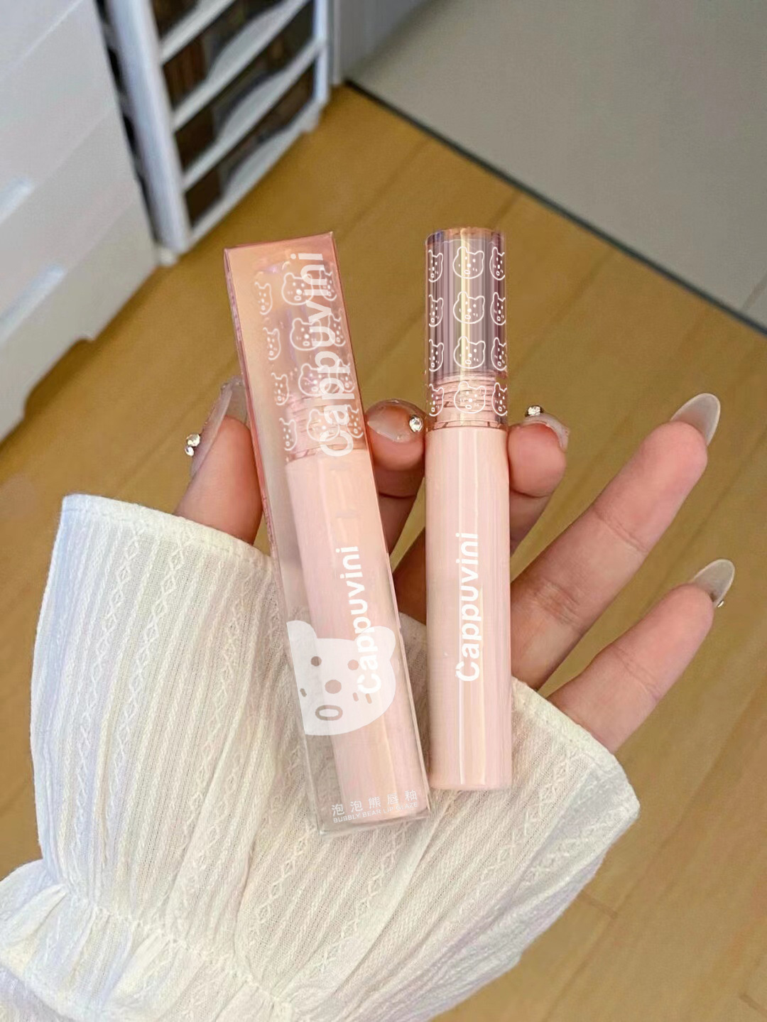 Capo Vini Bubble Bear Lip Gloss Mirror Water Light Glass Pouty Lip Lipstick for Women, affordable student milk tea color Lip gloss details Picture