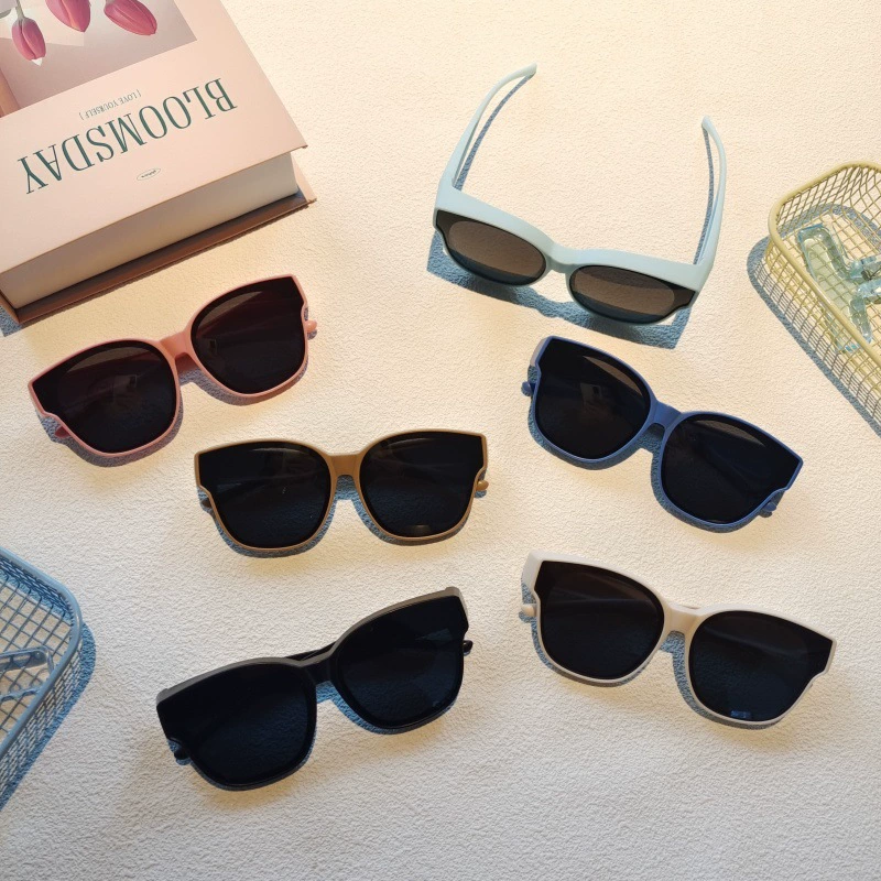 Children's silicone sunglasses, universal glasses, material