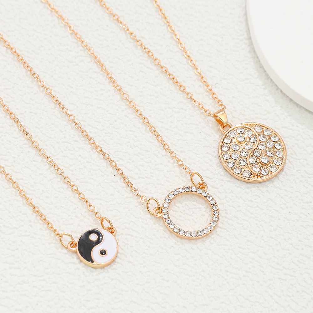 Fashion Geometric Alloy Rhinestones Necklace 3 Pieces