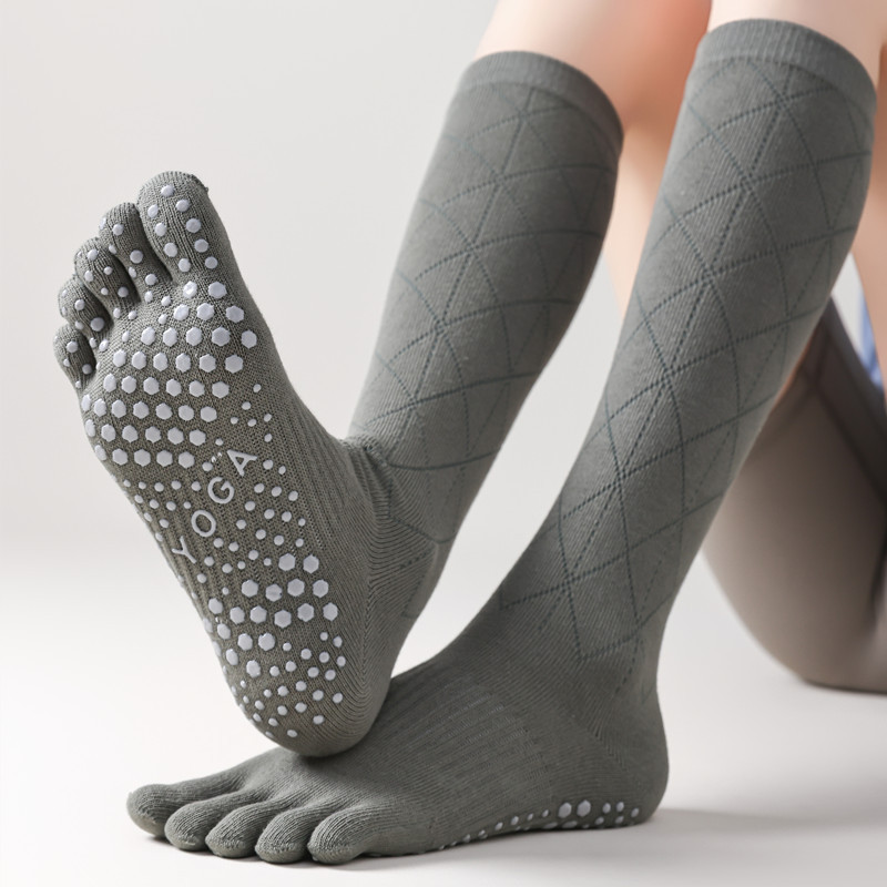 Five Fingers Long Tube Yoga Socks Professional Non-Slip Pilates Pressure Shaped Shaped Shaped Shaped Cotton Socks for Women Five Fingers Long Tube Yoga Socks Professional Non-Slip Pilates Pressure Shaped Shaped Shaped Shaped Cotton Socks for Women
