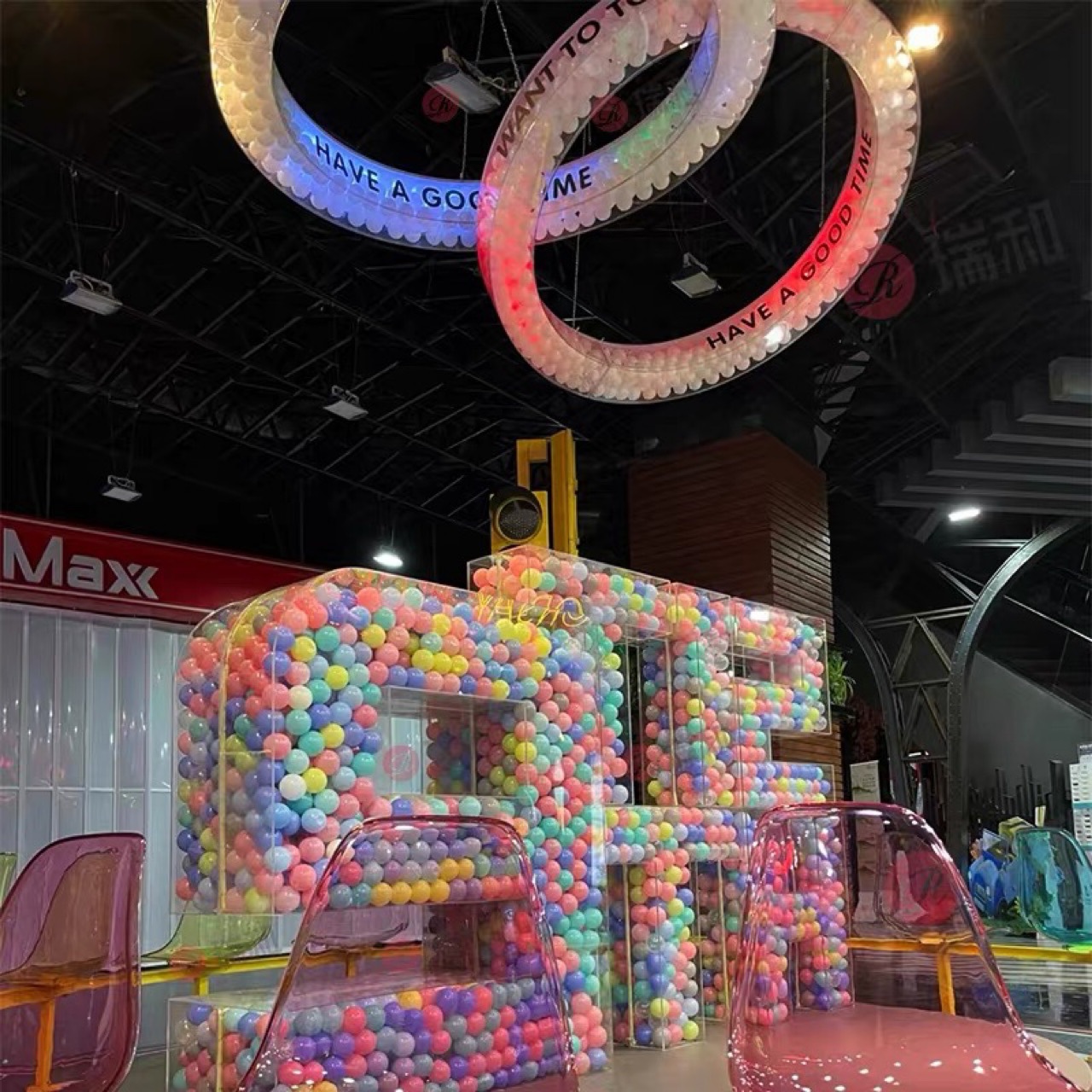 定制空心可填充亚克力金属3D字母图形活动海洋球美陈展示装饰道具