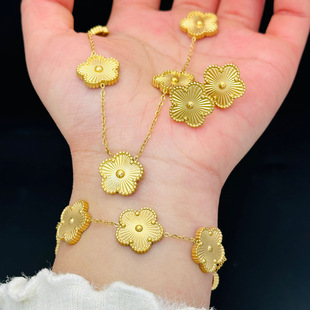 �羳�r�����朰ٴ�18k��ɫ�廨���~�����b������Ů����ɫƷ
