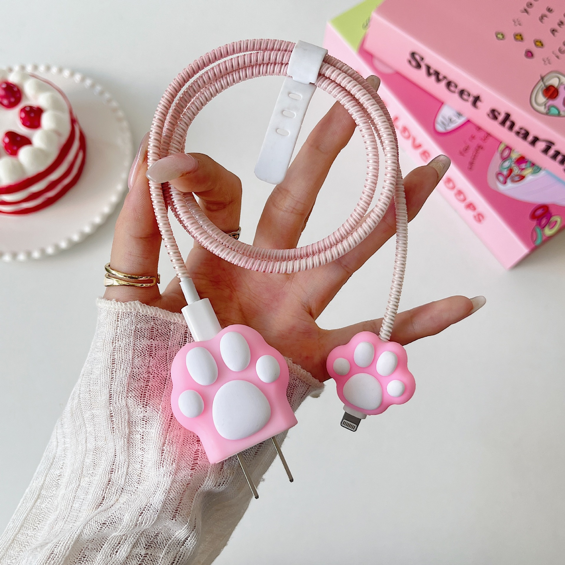 고양이 발톱(4개 세트) 크고 작은 머리 + 1.4m 와이어 로프 + 실리콘 넥타이