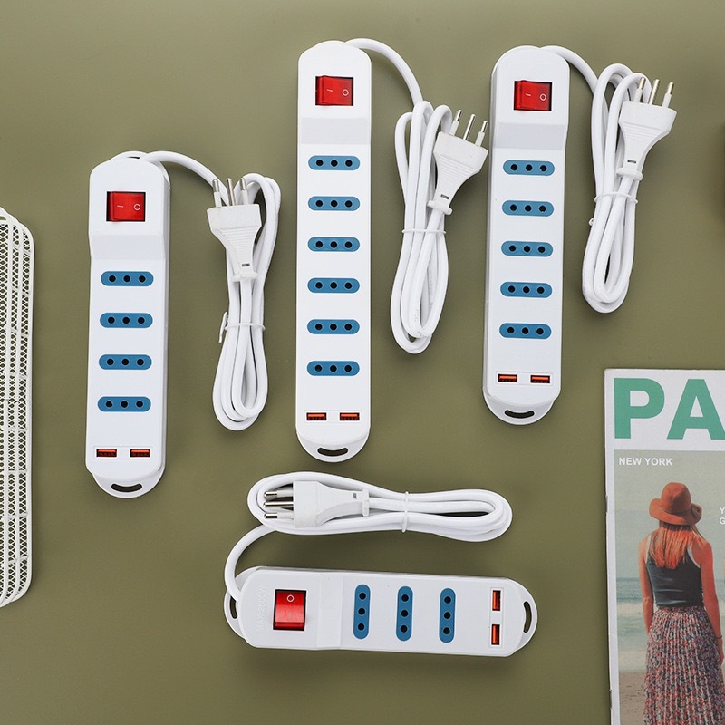 Italia enchufe de línea italiana USB con enchufe de interruptor Chile ULA Italia placa de cable de tracción fábrica de comercio exterior transfronteriza