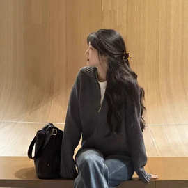 复古灰色拉链翻领毛衣开衫外套女2025秋冬宽松短款外穿针织衫上衣