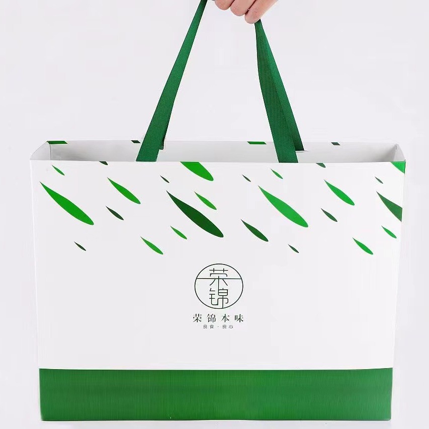 厂家制造白色纸袋礼品袋服装纸袋黄白牛皮纸袋各种手提袋