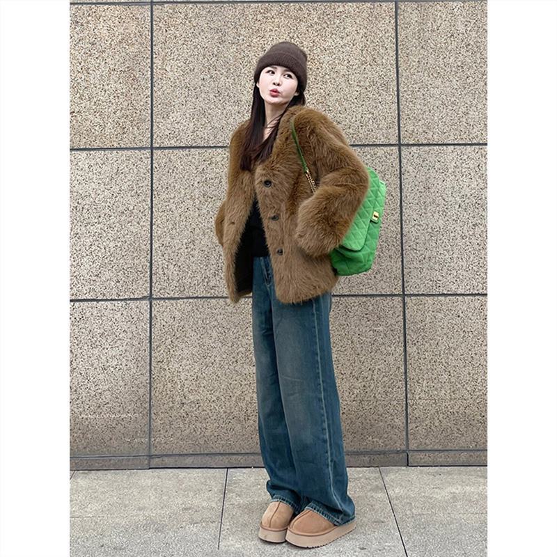 다크 브라운 모피 코트