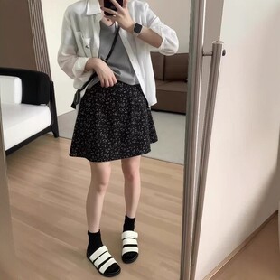 �nϵ�黨A�ְ���ȹŮ�����@�ݷ��߹��ɫ��ȹ�ļ��¿�С�r��ȹ