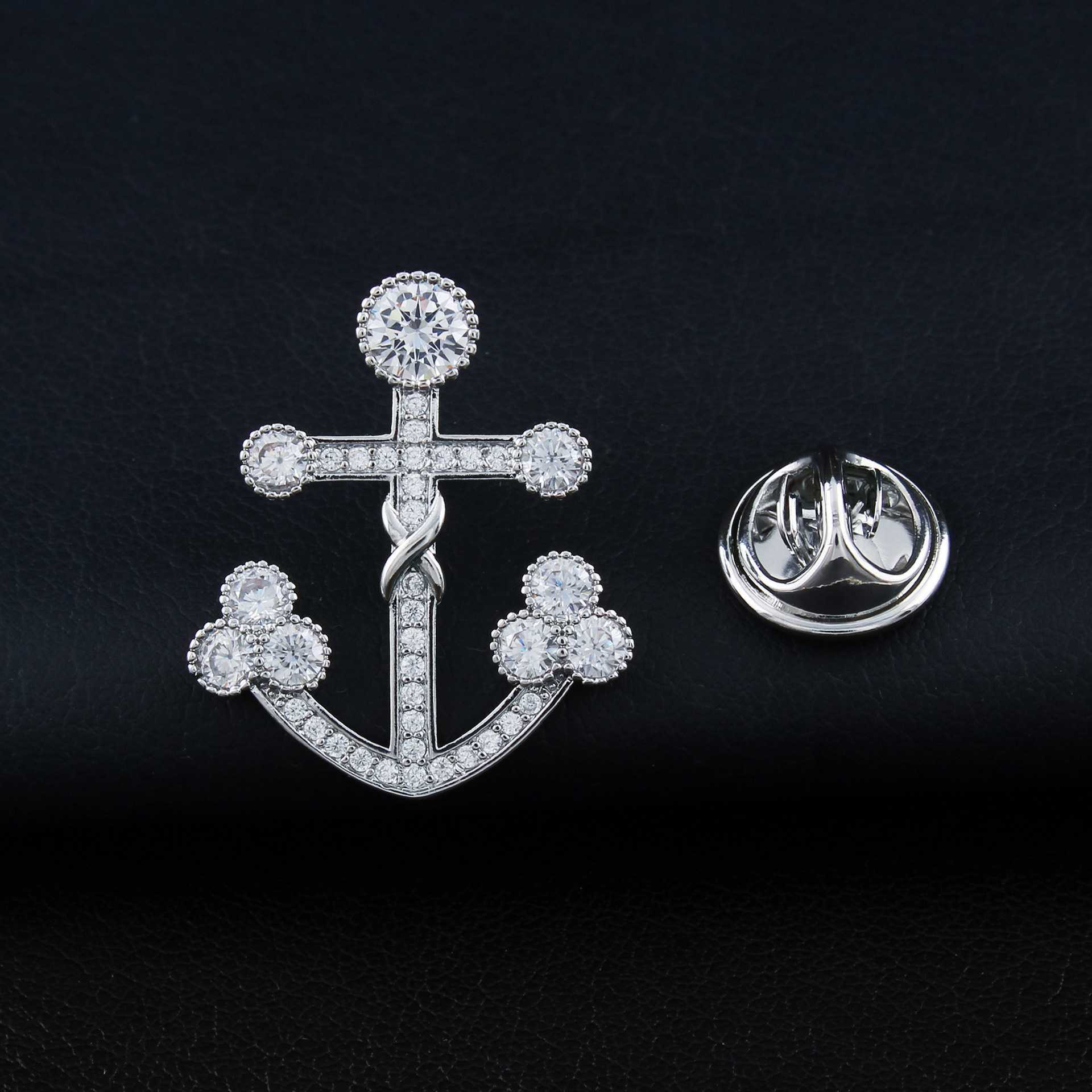 Fashion Cross Anchor Men's Brooch Corsage Women's High-end Light Luxury Suit Collar Pin Niche High-end Accessories