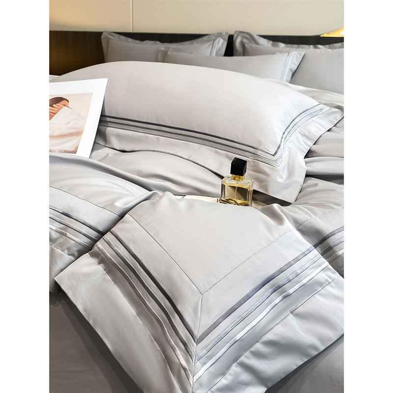 Luxury Hotel-style 180-thread-count Long-staple Four-piece Set, Solid Color Simple Duvet Cover, Pure Cotton Bedding_voghion.com