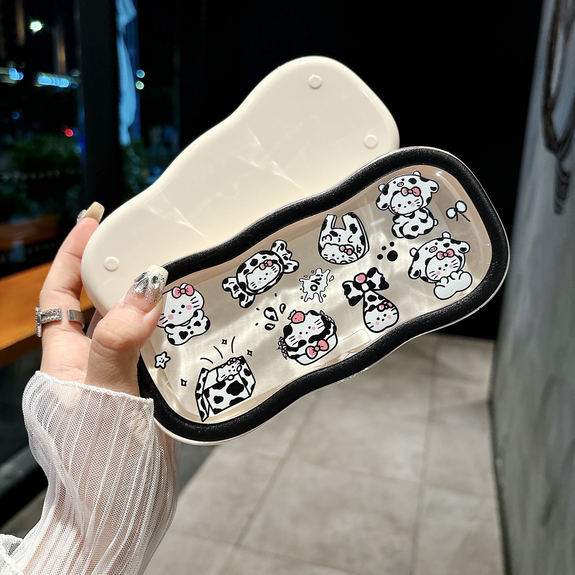 Caja de gafas transparentes de borde de la nube, alta sensación de almacenamiento portátil, niños, niños, niños, estudiantes, lindos, caja de gafas al por mayor