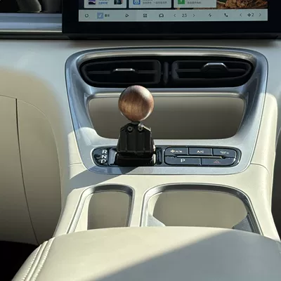 Star Wish Gear Shift Knob Modification Parts Gear Lever Car Interior Accessories Gear Shift Ball Head 242526 Models Hot Selling Wholesale (Sürətlər qutusu və əl tormozu başlıqları) - special-gear-shifting-for-star-wishes-is-very-good-natural-black-walnut-ball-style