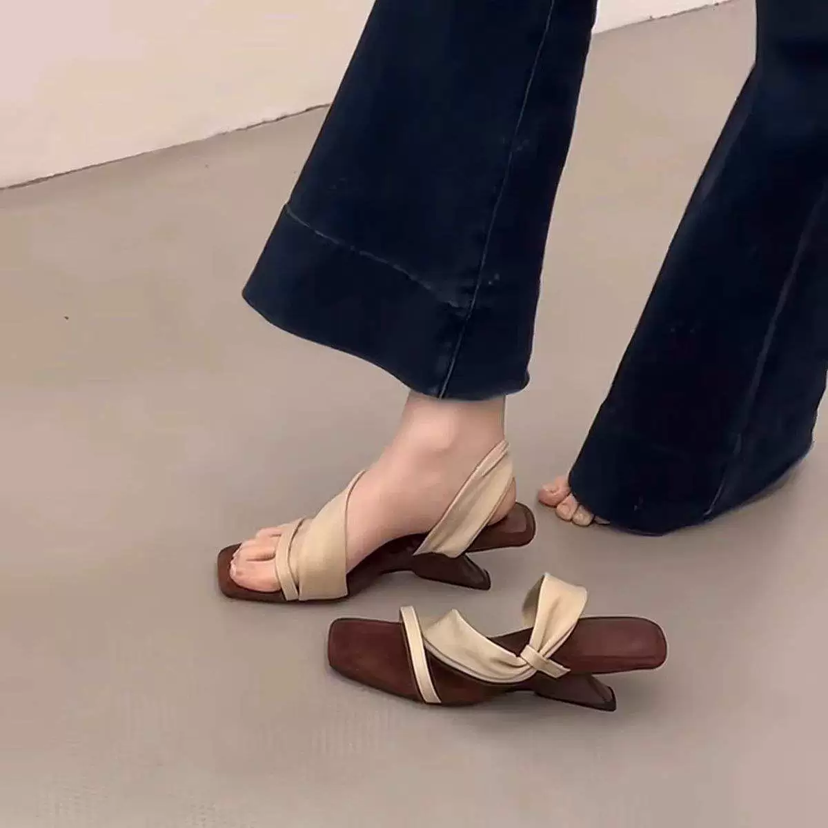 Нишевые французские туфли-лодочки в стиле феи с квадратным носком, летняя новинка 2025 года, универсальные элегантные босоножки на высоком каблуке