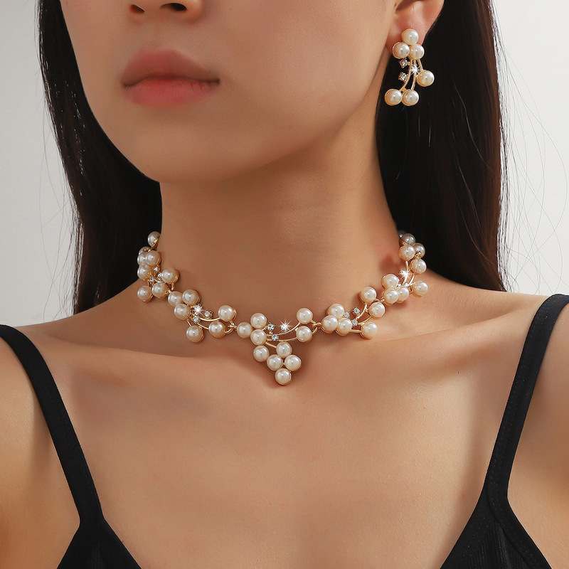 Europe and the United States cross-border alloy pearl suit hot bridal wedding dress earrings necklace jewelry suit temperament hundred