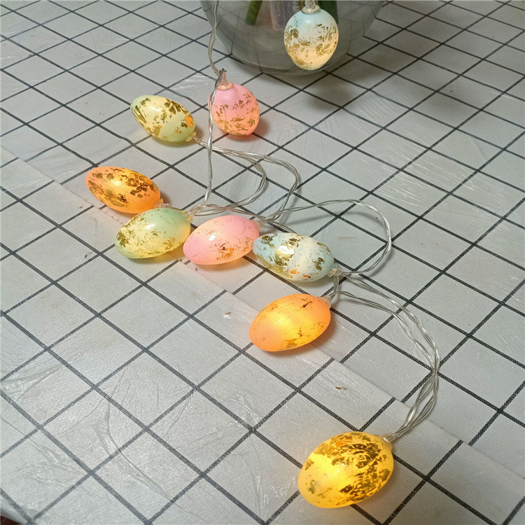 Nueva Pascua luz decorativa LED Huevo de Oro Cadena de luz pequeño huevo colorido estilo creativo platino huevo de Pascua descuento