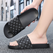 �x����S�羳��a����ʿ����Ь�ļ��ϻ�һ����Ьɳ���������Q���l