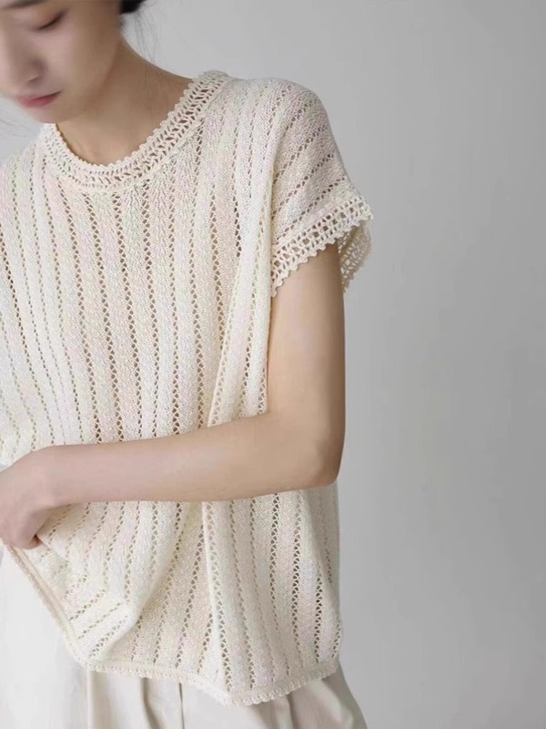 シックで大人っぽいスタイルの中空オフホワイトアイスシルクニット半袖Tシャツ、女性用夏のゆったりとしたファッショナブルなトップス|undefined