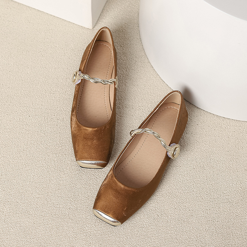 Cross-Border Amazon Versatile Comfortable Shallow Mouth Large Size Shoes 2026 New Square Toe Flat Mary Jane Shoes for Women Cross-Border Amazon Versatile Comfortable Shallow Mouth Large Size Shoes 2026 New Square Toe Flat Mary Jane Shoes for Women