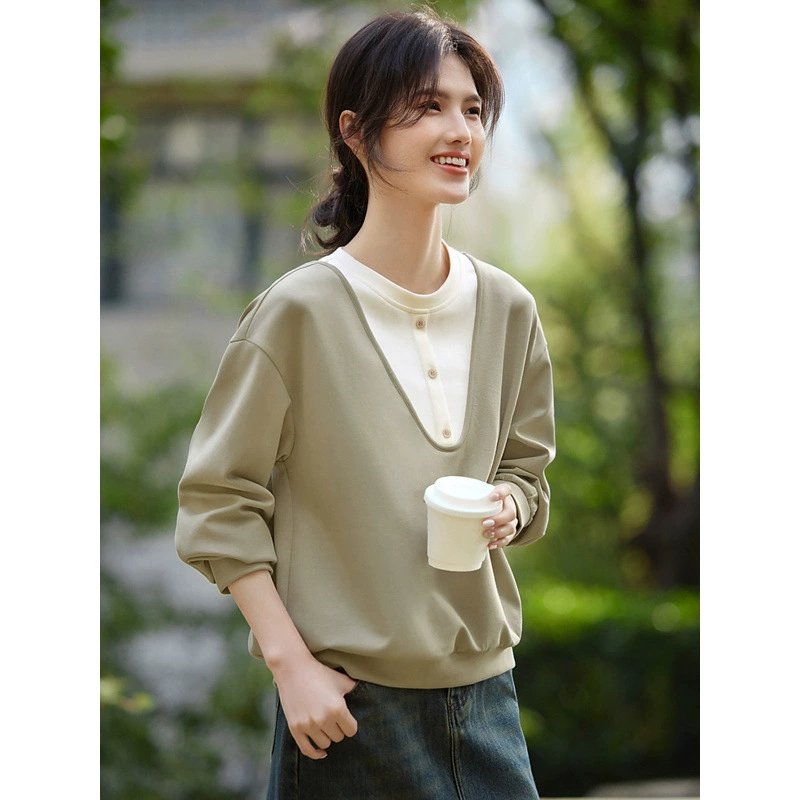 Простой контрафактный цвет поддельные два свитера женская весна 2025 новый дизайн уникальный шикарный топ