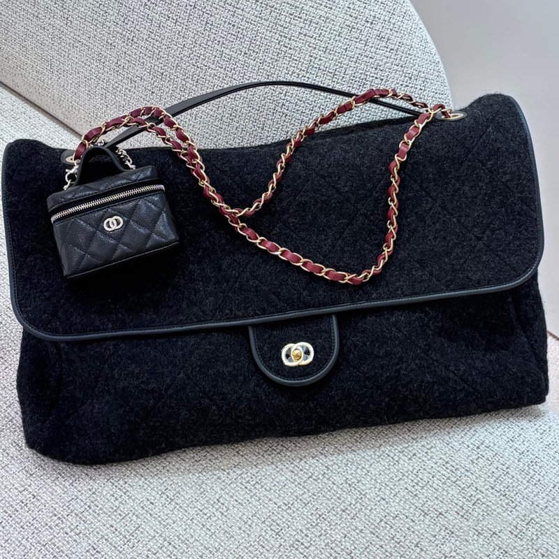 25K New Large-Capacity Airport Bag Chain Bag Velvet Casual Trendy Women's Shoulder Bag