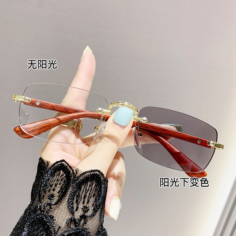 Gafas sin montura que cambian de color sensibles a la luz Gafas de lectura de pierna de grano de madera de sensación de alta calidad