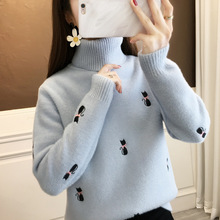 2025年加绒加厚绣花保暖卡通长袖套头高领毛衣一体绒学院风打底衫