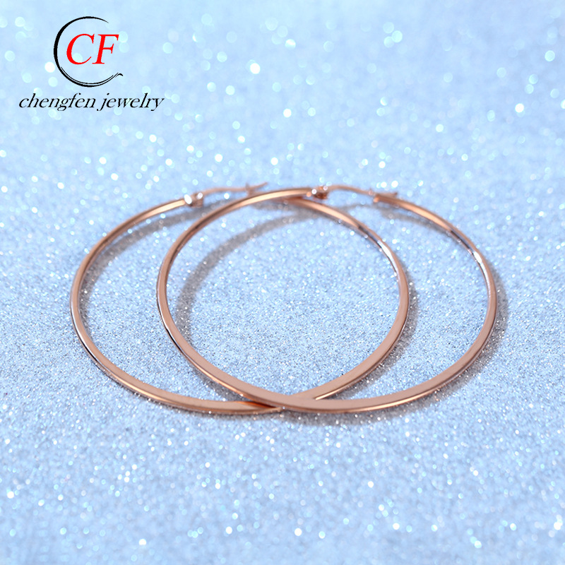 Golden trend universal fashionable earrings for men and women…