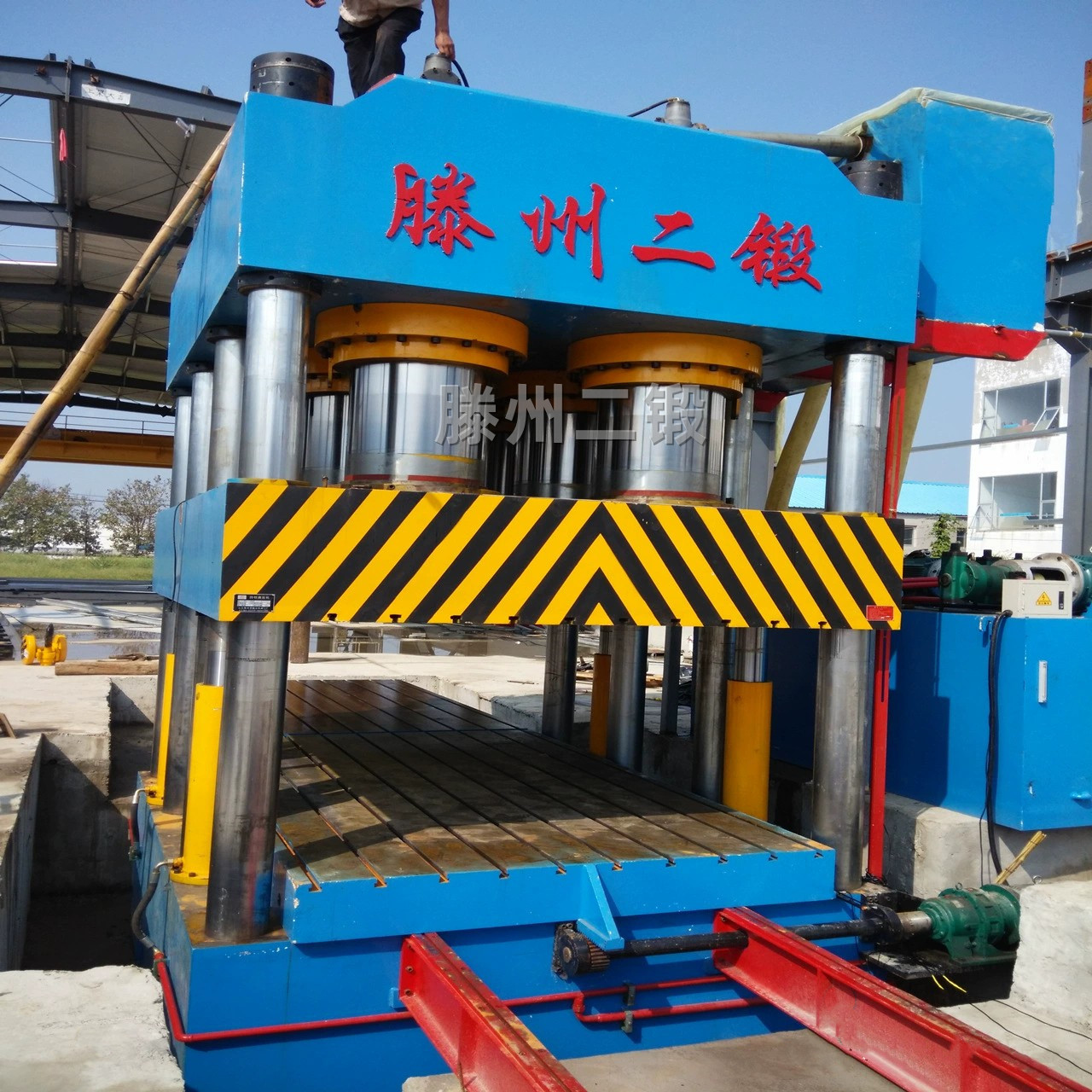 1200T框架式液压机 金属成型快速锻造全自动油压液压机械厂家直发